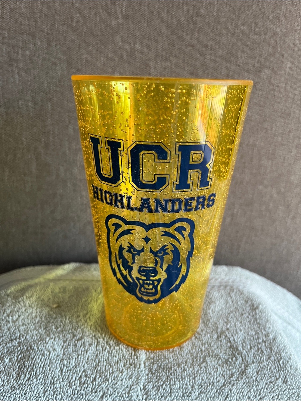 University of California-Riverside- Gold Logo Tumbler - Sparkle Plastic Cup